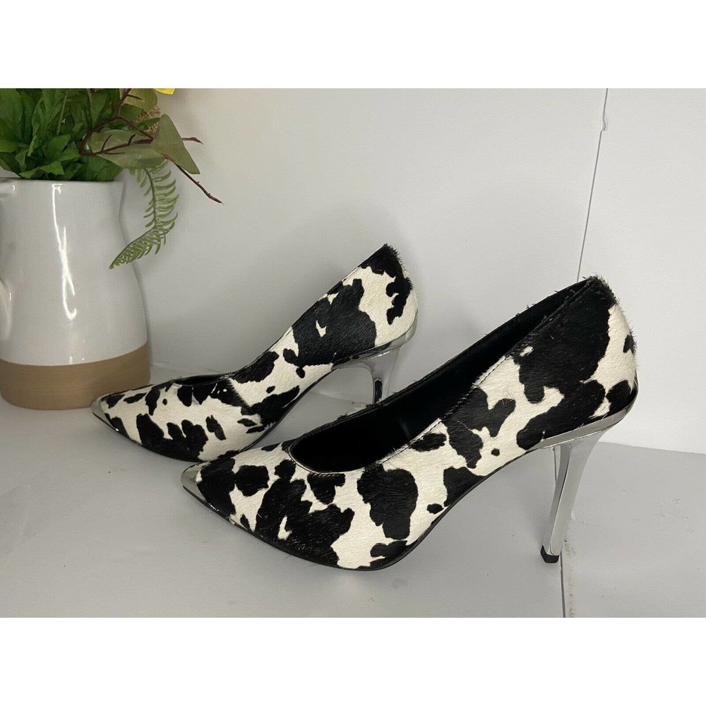 Gianni Bini Black and White Calf Furr Pumps with Silver Toe/Heel Size 7M
